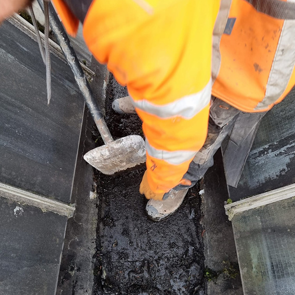 Industrial Gutter Joints